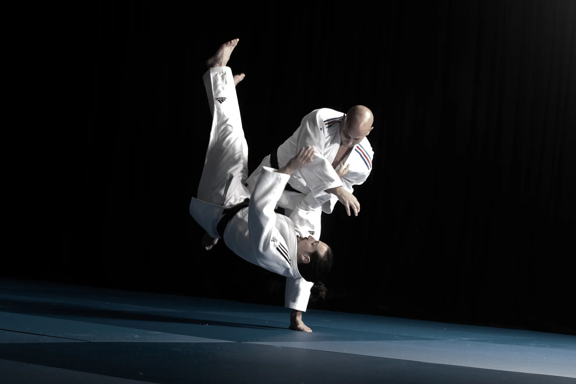 Une projection de judo